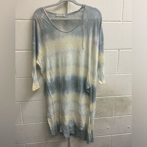 Woman’s free people we the free blue and yellow shirt size large
